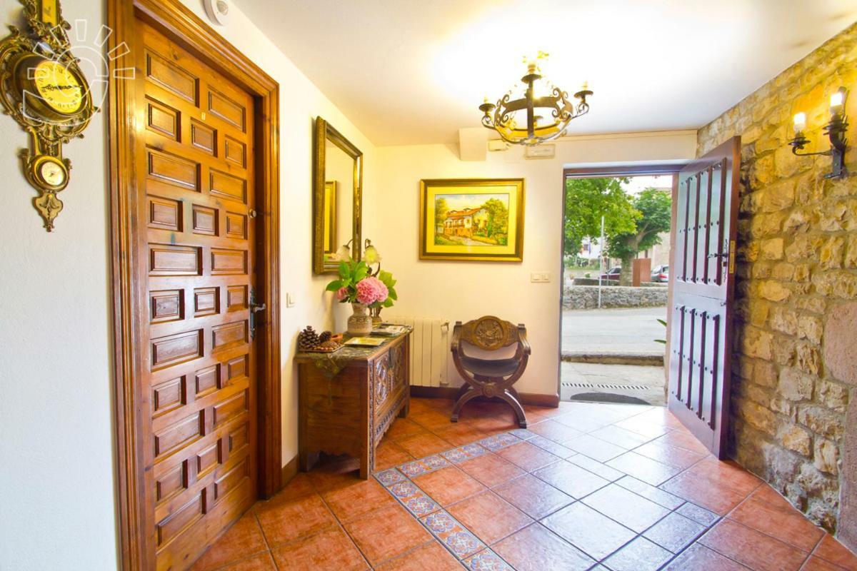 Revolgo Hostal